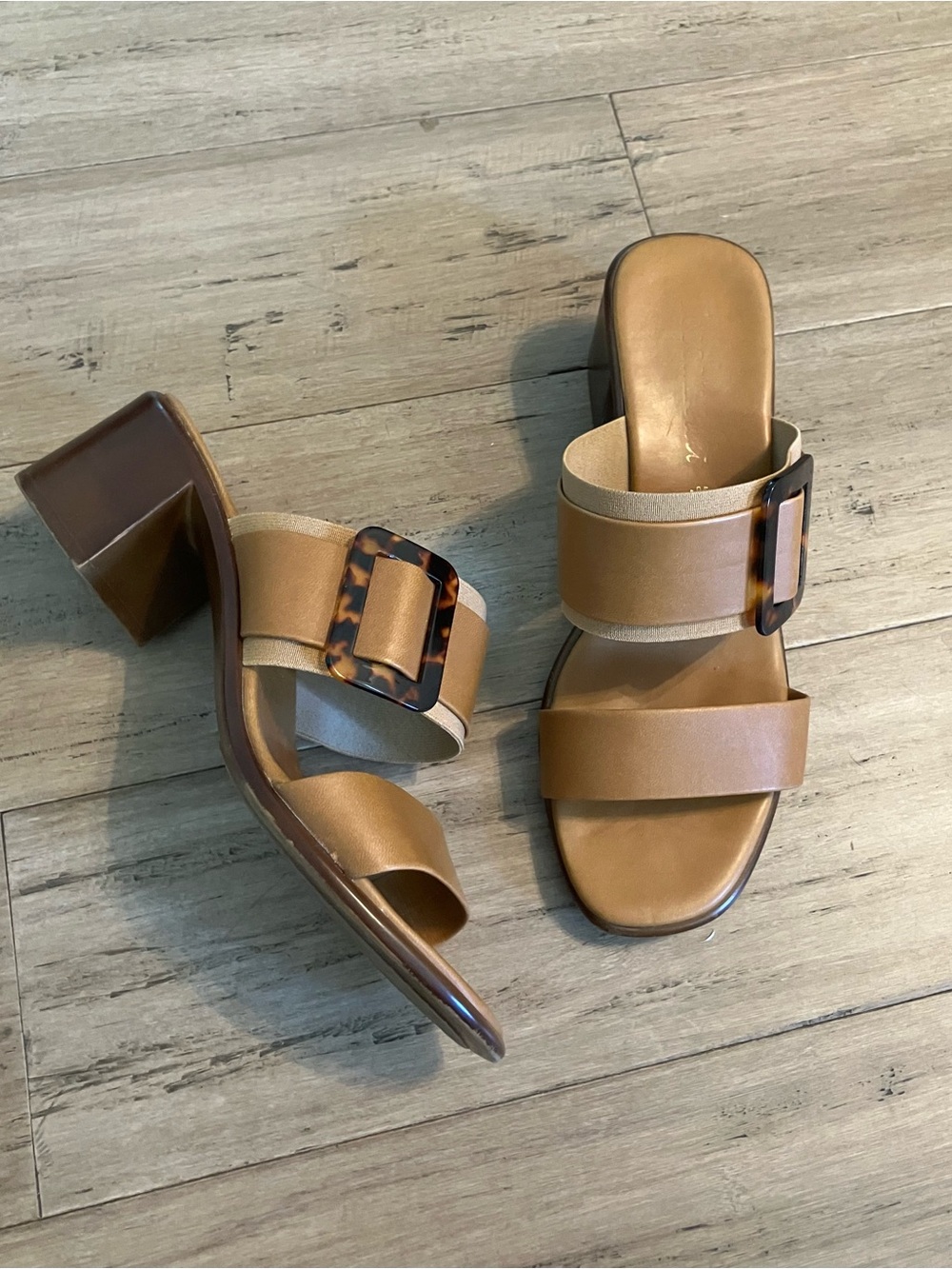 Toscanella made in Italy leather tan slide box heel buckle women’s heels 8.5